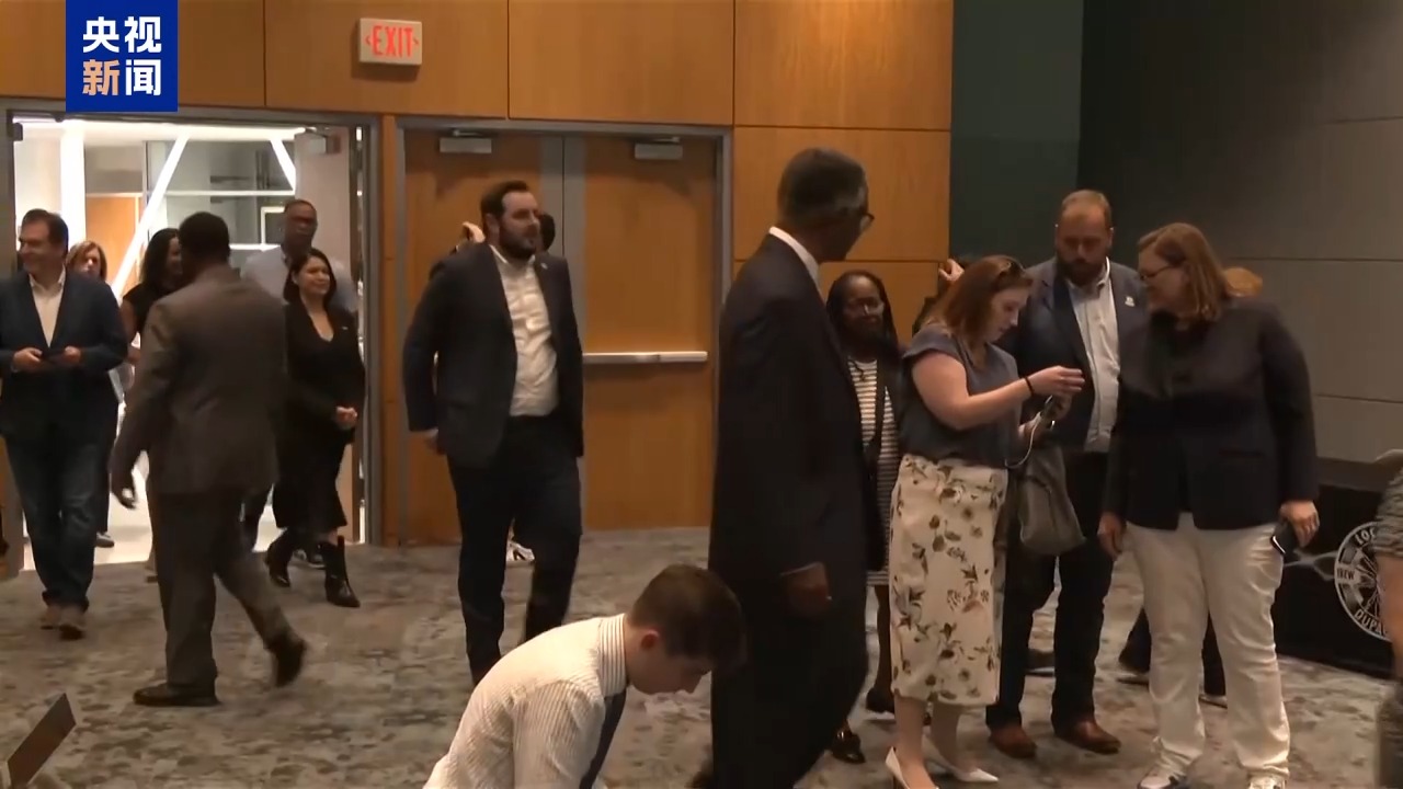 剑指中期选举 特朗普发声挺得州 民主党誓言“以牙还牙”